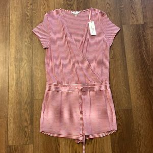 Vineyard Vines small red and white striped romper